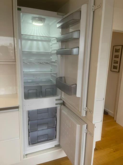 Luxury 2bed 2bath View Flat London