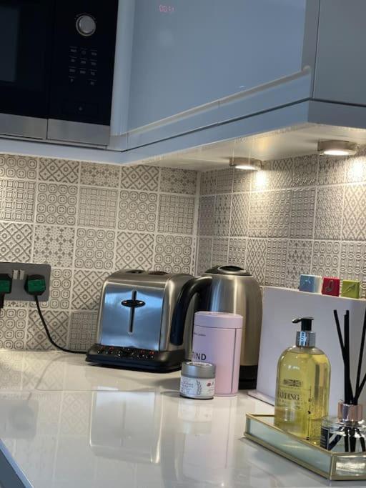 Luxury 2bed 2bath View Flat Apartment London