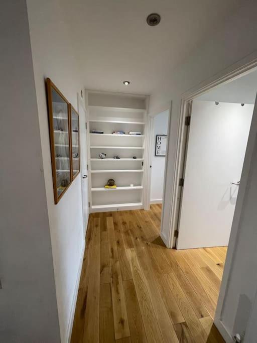 Luxury 2bed 2bath View Flat London